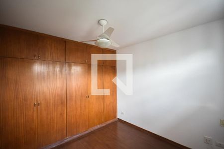 Apartamento para alugar com 122m², 3 quartos e 2 vagas Apartamento para alugar com 122m², 3 quartos e 2 vagasSuíte