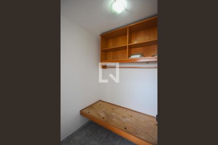 Apartamento para alugar com 122m², 3 quartos e 2 vagas Apartamento para alugar com 122m², 3 quartos e 2 vagasQuarto de Serviço