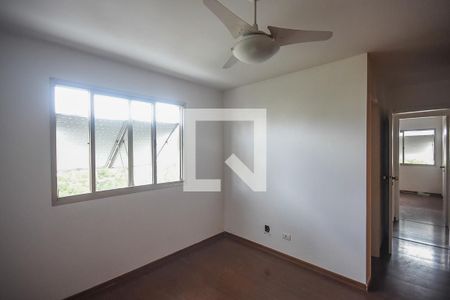 Apartamento para alugar com 122m², 3 quartos e 2 vagas Apartamento para alugar com 122m², 3 quartos e 2 vagasSuíte