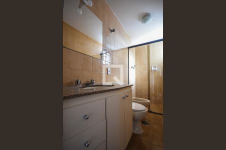 Apartamento para alugar com 122m², 3 quartos e 2 vagas Apartamento para alugar com 122m², 3 quartos e 2 vagasBanheiro