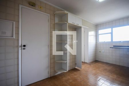 Apartamento para alugar com 122m², 3 quartos e 2 vagas Apartamento para alugar com 122m², 3 quartos e 2 vagasCozinha
