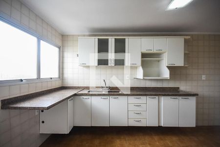 Apartamento para alugar com 122m², 3 quartos e 2 vagas Apartamento para alugar com 122m², 3 quartos e 2 vagasCozinha