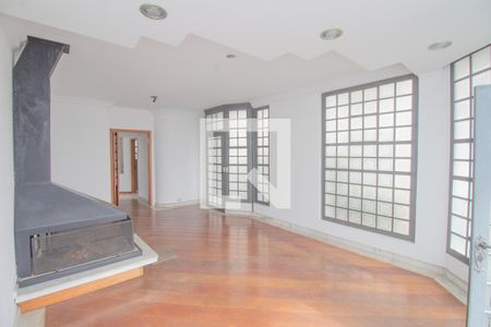 Casa à venda com 3 quartos, 241m² em Vila Formosa, São Paulo