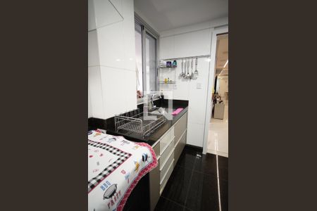 Apartamento à venda com 160m², 3 quartos e 2 vagasCozinha