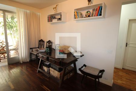Sala de apartamento para alugar com 3 quartos, 210m² em Vila Suzana, São Paulo