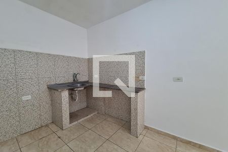 Sala e Cozinha de casa de condomínio para alugar com 2 quartos, 43m² em Vila Paulo Silas, São Paulo