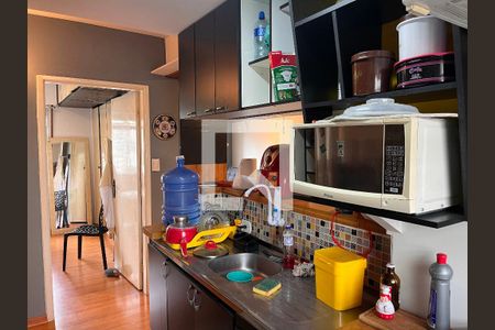 Cozinha  de apartamento para alugar com 1 quarto, 44m² em Água Branca, São Paulo