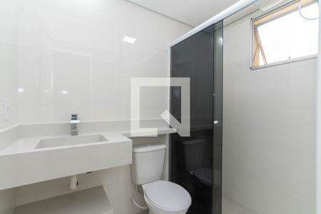 Banheiro da Suíte de apartamento para alugar com 2 quartos, 60m² em Jardim Flor da Montanha, Guarulhos