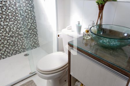 Apartamento à venda com 61m², 2 quartos e 2 vagas Apartamento à venda com 61m², 2 quartos e 2 vagasBanheiro da Suíte 2