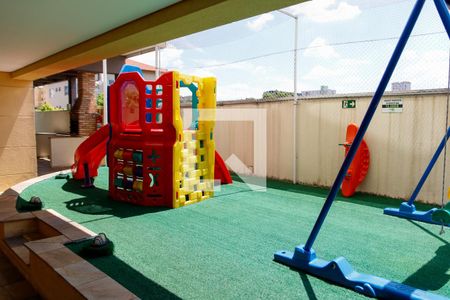 Apartamento à venda com 61m², 2 quartos e 2 vagas Apartamento à venda com 61m², 2 quartos e 2 vagasÁrea comum - Playground