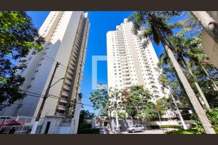 Apartamento para alugar com 223m², 3 quartos e 4 vagasFachada