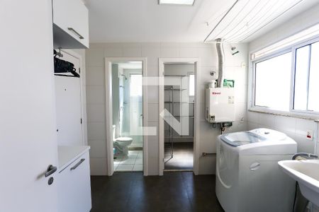 Apartamento para alugar com 223m², 3 quartos e 4 vagasÁrea de Serviço