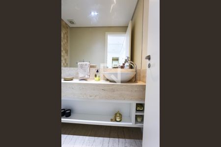 Apartamento para alugar com 223m², 3 quartos e 4 vagasLavabo