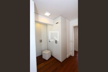 Apartamento para alugar com 223m², 3 quartos e 4 vagasCloset da suíte 3