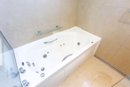 Apartamento para alugar com 223m², 3 quartos e 4 vagasBanheiro da Suíte 3