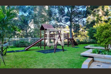 Apartamento para alugar com 223m², 3 quartos e 4 vagasÁrea comum - Playground