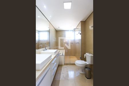 Apartamento para alugar com 223m², 3 quartos e 4 vagasBanheiro da Suíte 3