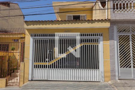 Casa à venda com 150m², 3 quartos e 2 vagasFachada