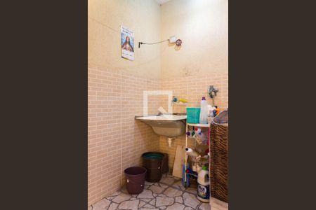 Casa à venda com 150m², 3 quartos e 2 vagasÁrea de Serviço