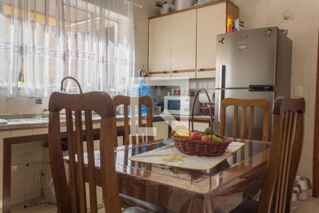 Casa à venda com 150m², 3 quartos e 2 vagasCozinha