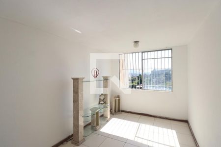 Sala de apartamento para alugar com 2 quartos, 60m² em Mutondo, São Gonçalo