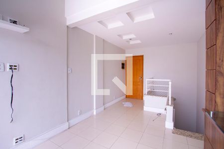 Sala de apartamento à venda com 2 quartos, 90m² em São Francisco, Niterói