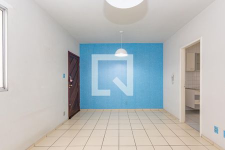 Sala de apartamento para alugar com 3 quartos, 75m² em Buritis, Belo Horizonte