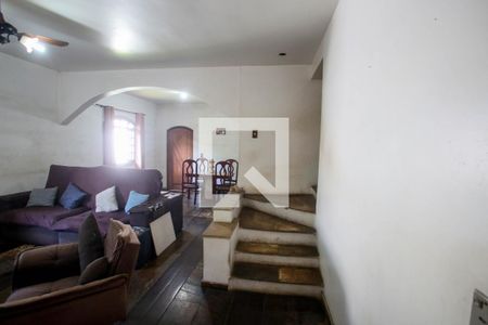 Sala de casa para alugar com 5 quartos, 600m² em Taquara, Rio de Janeiro