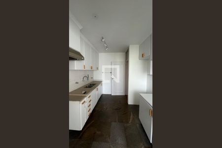 Apartamento à venda com 3 quartos, 137m² em Vila Mariana, São Paulo