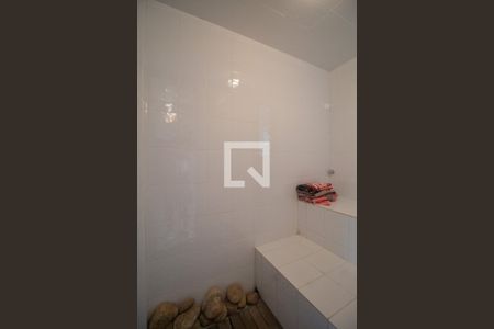 Apartamento à venda com 217m², 3 quartos e 2 vagas Apartamento à venda com 217m², 3 quartos e 2 vagasSaúna