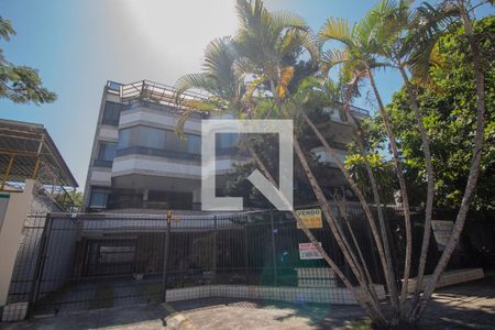 Apartamento à venda com 217m², 3 quartos e 2 vagas Apartamento à venda com 217m², 3 quartos e 2 vagasFachada