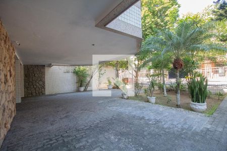 Apartamento à venda com 217m², 3 quartos e 2 vagas Apartamento à venda com 217m², 3 quartos e 2 vagasÁrea comum