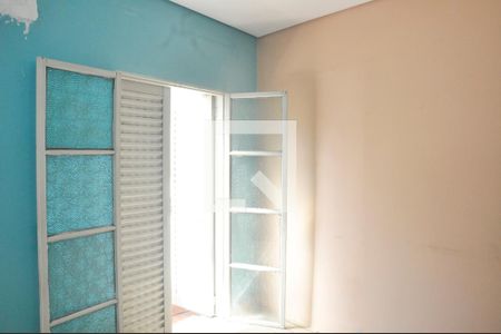 Casa para alugar com 66m², 2 quartos e sem vagaQuarto 02 com Varanda