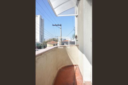 Casa para alugar com 66m², 2 quartos e sem vagaVaranda