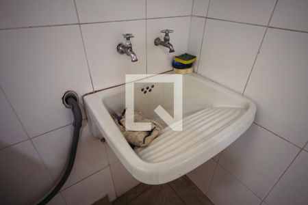 Casa à venda com 150m², 3 quartos e 3 vagas Casa à venda com 150m², 3 quartos e 3 vagasÁrea de Serviço