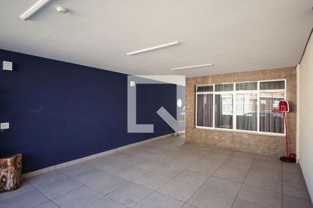 Casa à venda com 150m², 3 quartos e 3 vagas Casa à venda com 150m², 3 quartos e 3 vagasGaragem