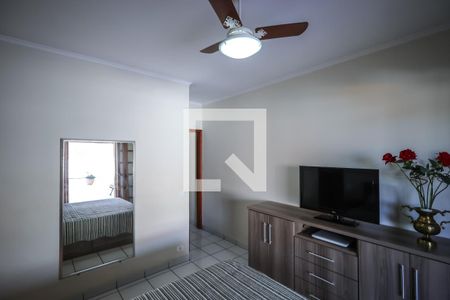 Casa à venda com 150m², 3 quartos e 3 vagas Casa à venda com 150m², 3 quartos e 3 vagasSuíte 1