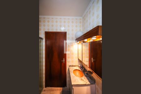 Casa à venda com 150m², 3 quartos e 3 vagas Casa à venda com 150m², 3 quartos e 3 vagasBanheiro Social