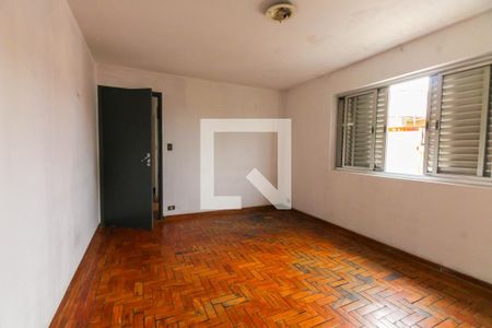 Quarto 2 de casa para alugar com 2 quartos, 100m² em Vila Esperança, São Paulo