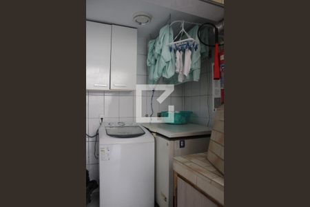 Casa de condomínio à venda com 152m², 3 quartos e 2 vagasÁrea de Serviço