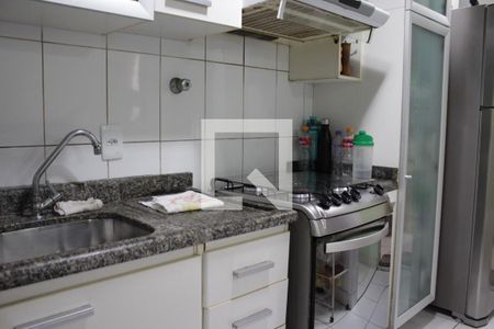 Casa de condomínio à venda com 152m², 3 quartos e 2 vagasCozinha