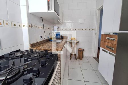 Apartamento à venda com 64m², 2 quartos e sem vaga Apartamento à venda com 64m², 2 quartos e sem vagaCozinha