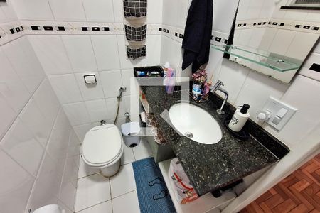 Apartamento à venda com 64m², 2 quartos e sem vaga Apartamento à venda com 64m², 2 quartos e sem vagaBanheiro Social