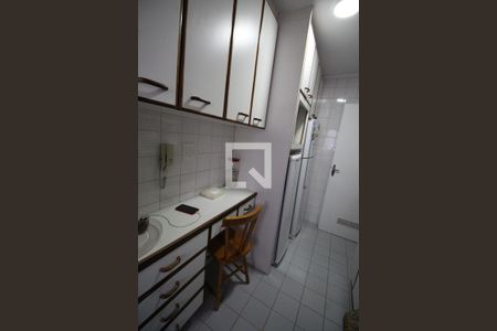 Apartamento à venda com 97m², 2 quartos e 2 vagas Apartamento à venda com 97m², 2 quartos e 2 vagasCozinha