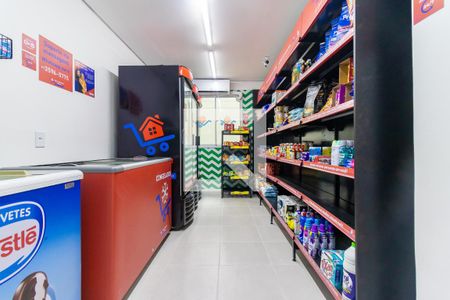 Apartamento à venda com 34m², 2 quartos e sem vagaMercado 24h