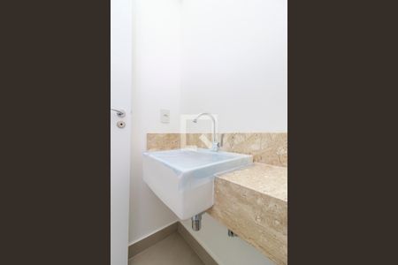 Apartamento à venda com 227m², 4 quartos e 5 vagasLavabo