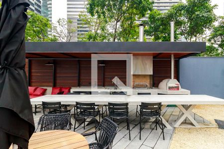 Apartamento à venda com 227m², 4 quartos e 5 vagasChurrasqueira