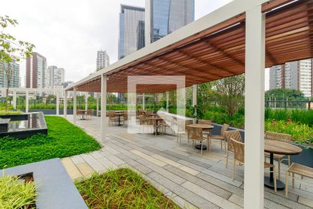 Apartamento à venda com 227m², 4 quartos e 5 vagasLounge