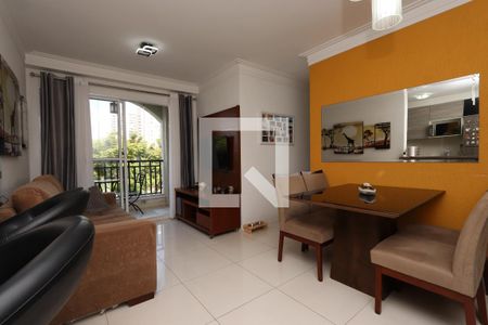 Sala de apartamento à venda com 3 quartos, 68m² em Sítio da Figueira, São Paulo
