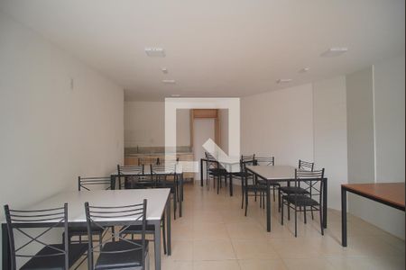 Apartamento à venda com 69m², 2 quartos e 1 vaga Apartamento à venda com 69m², 2 quartos e 1 vagaÁrea comum - Salão de festas